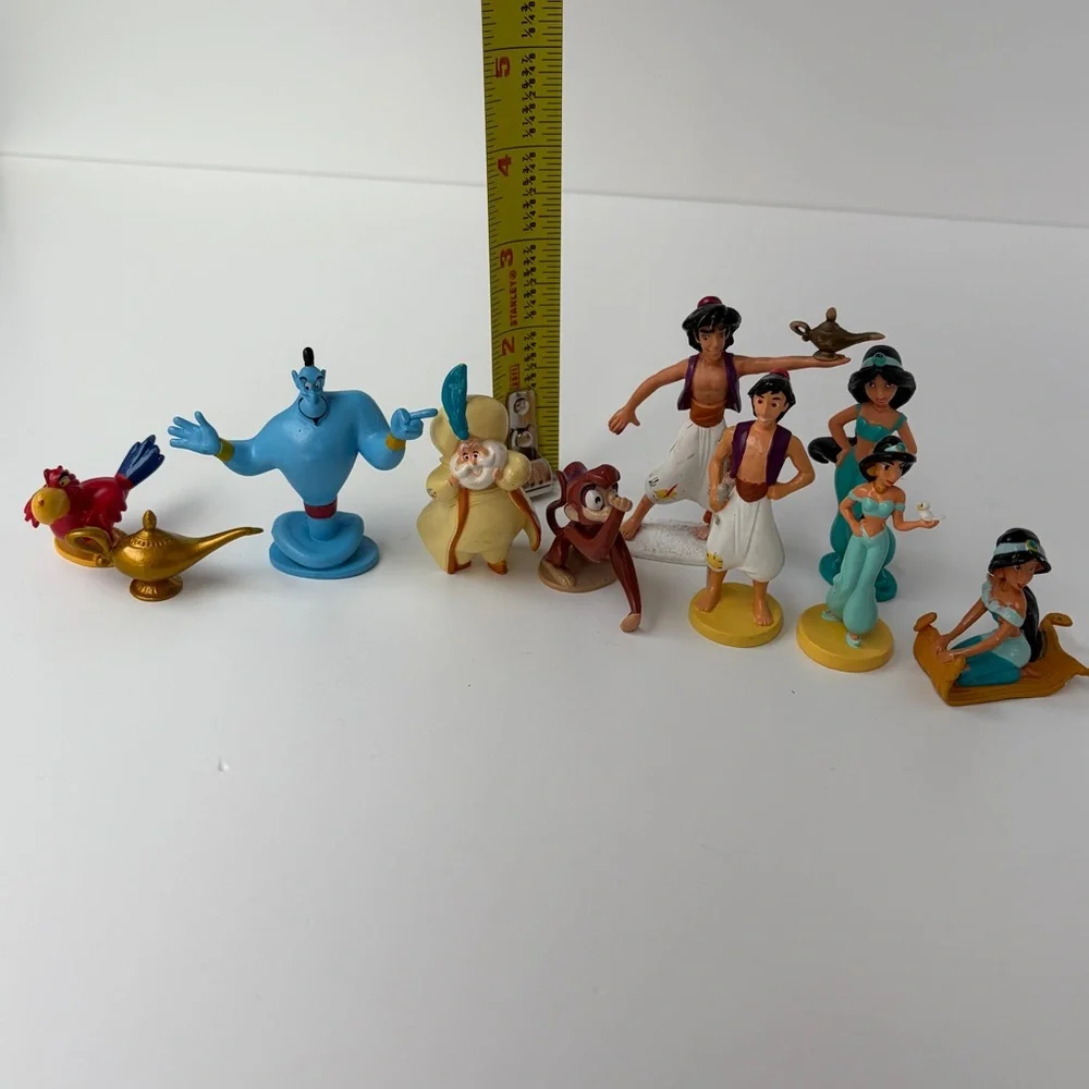 Disney’s Aladdin Small Figures Lot Princess Jasmine Genie‎ Abu Sultan Lamp